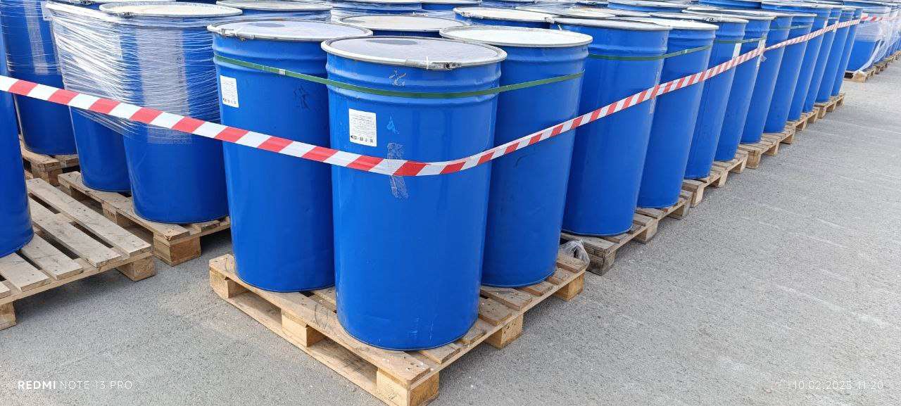 Barrels of apple concentrate